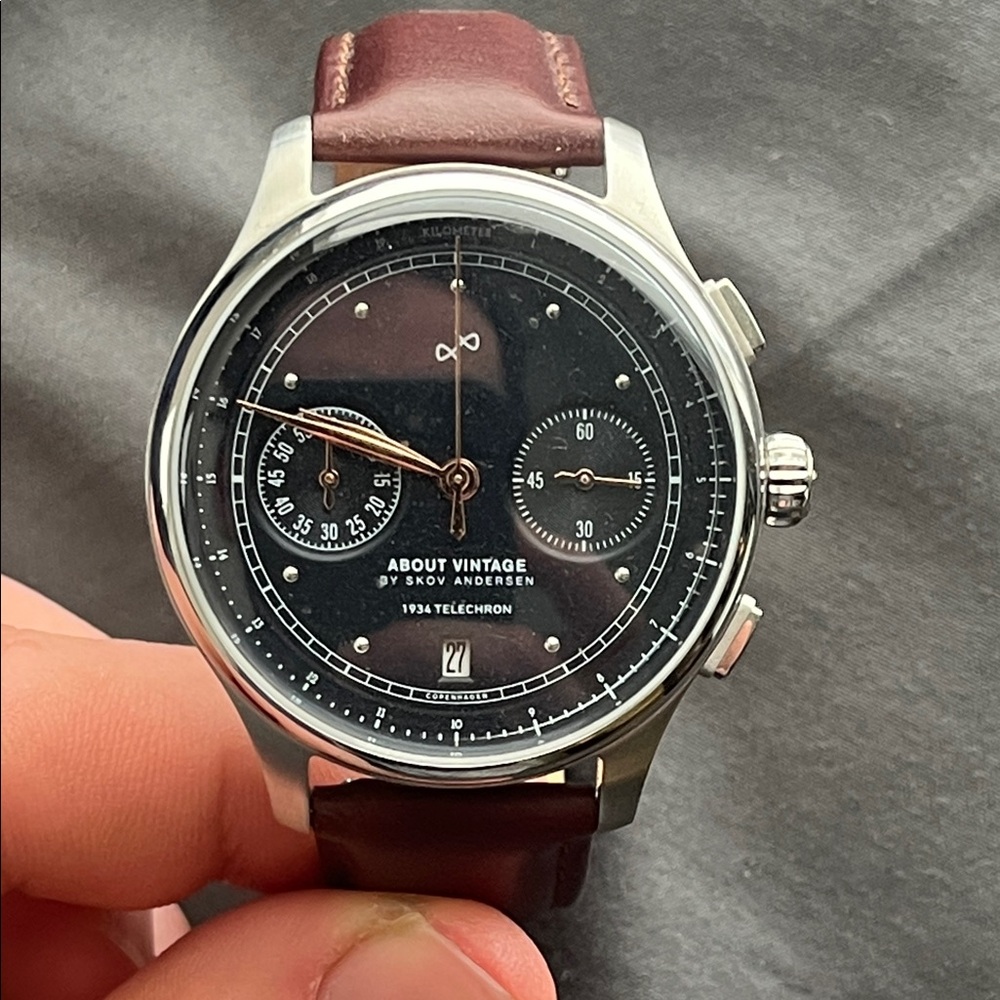 About Vintage 1934 Telechron Quartz Watch